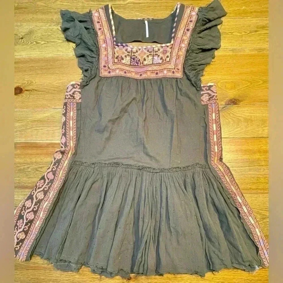 Free People | Cut Out Dress | Embroidered | Women’s XS - Picture 1 of 8